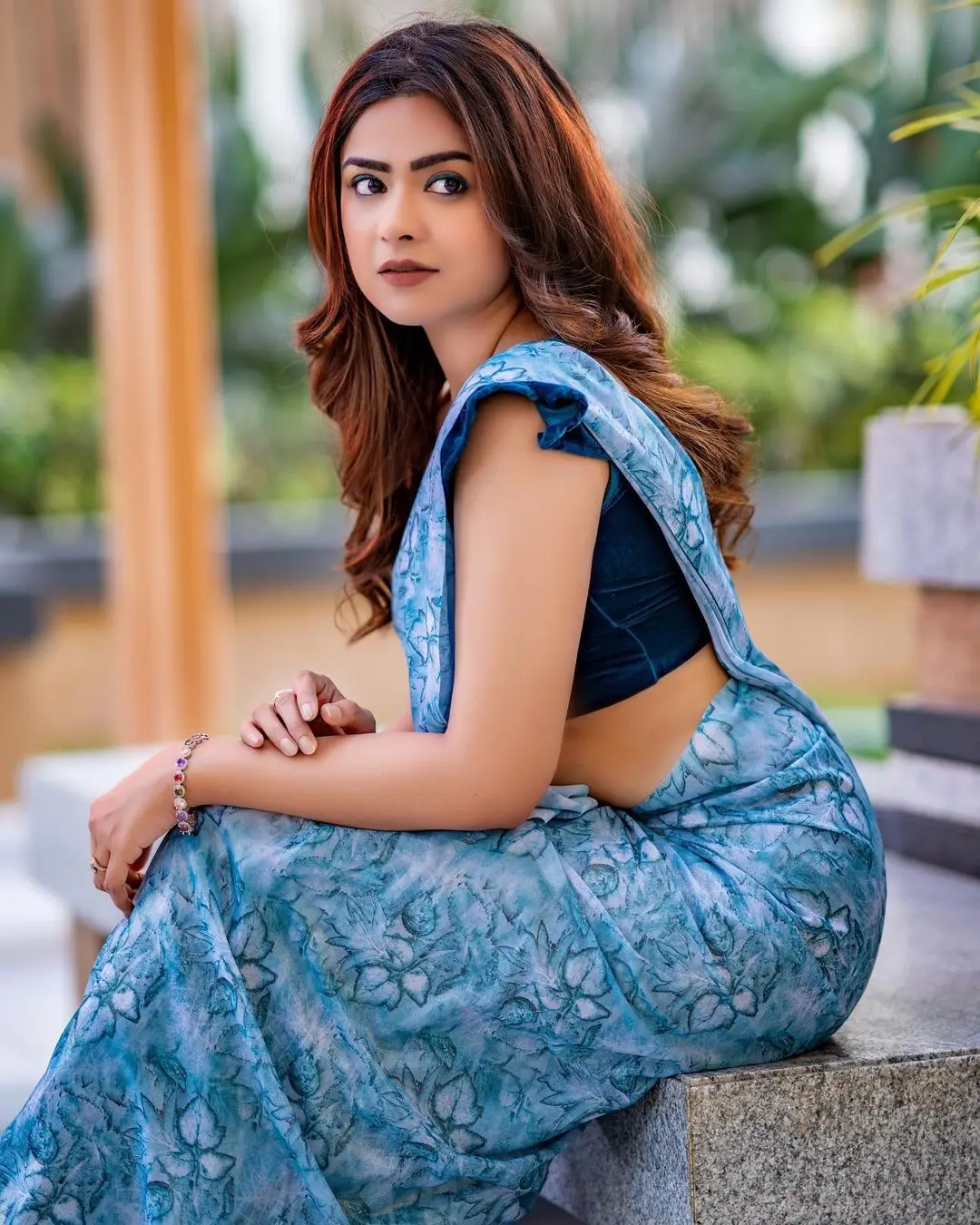 Priyanka Sharma Wearing Blue Saree Sleeveless Blouse